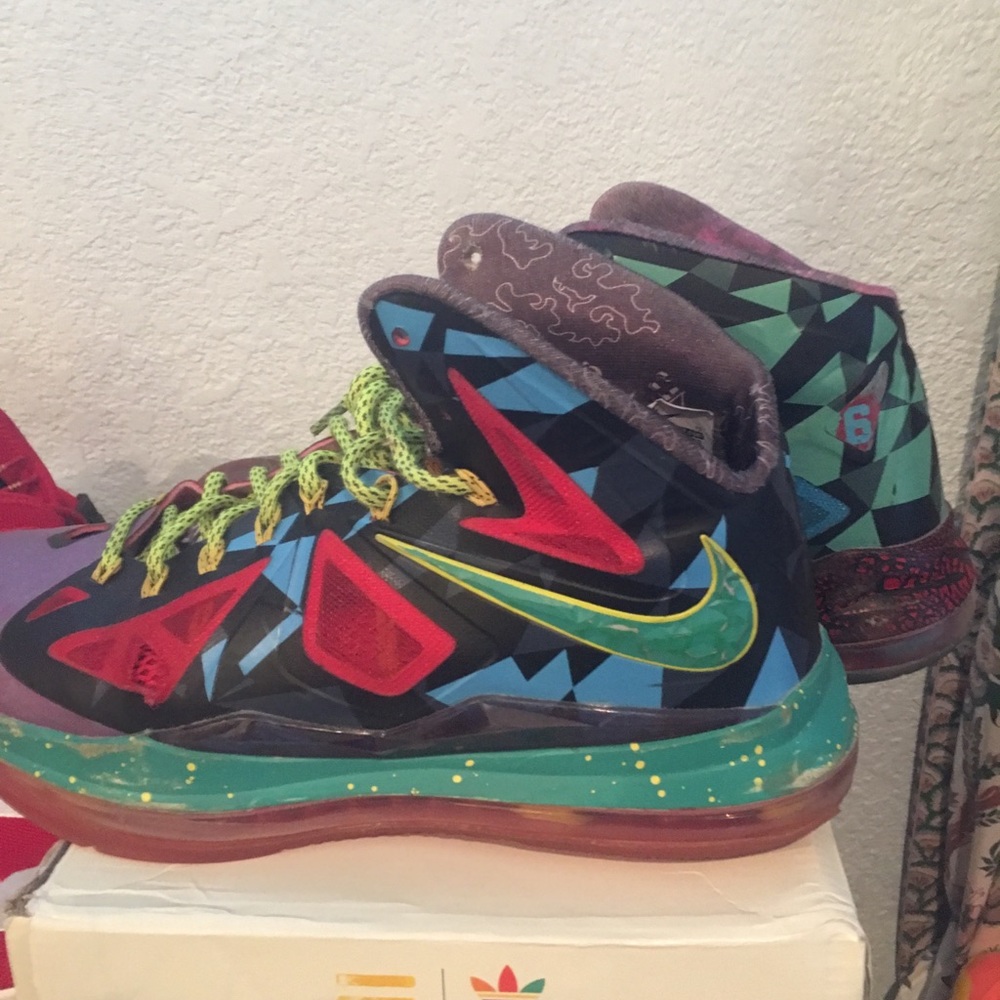 Lebron 10 MVP size 11 Yeezy Supreme Palace Bape